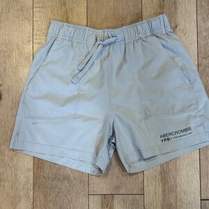 Abercrombie Kids Athletic Shorts in Light Gray
